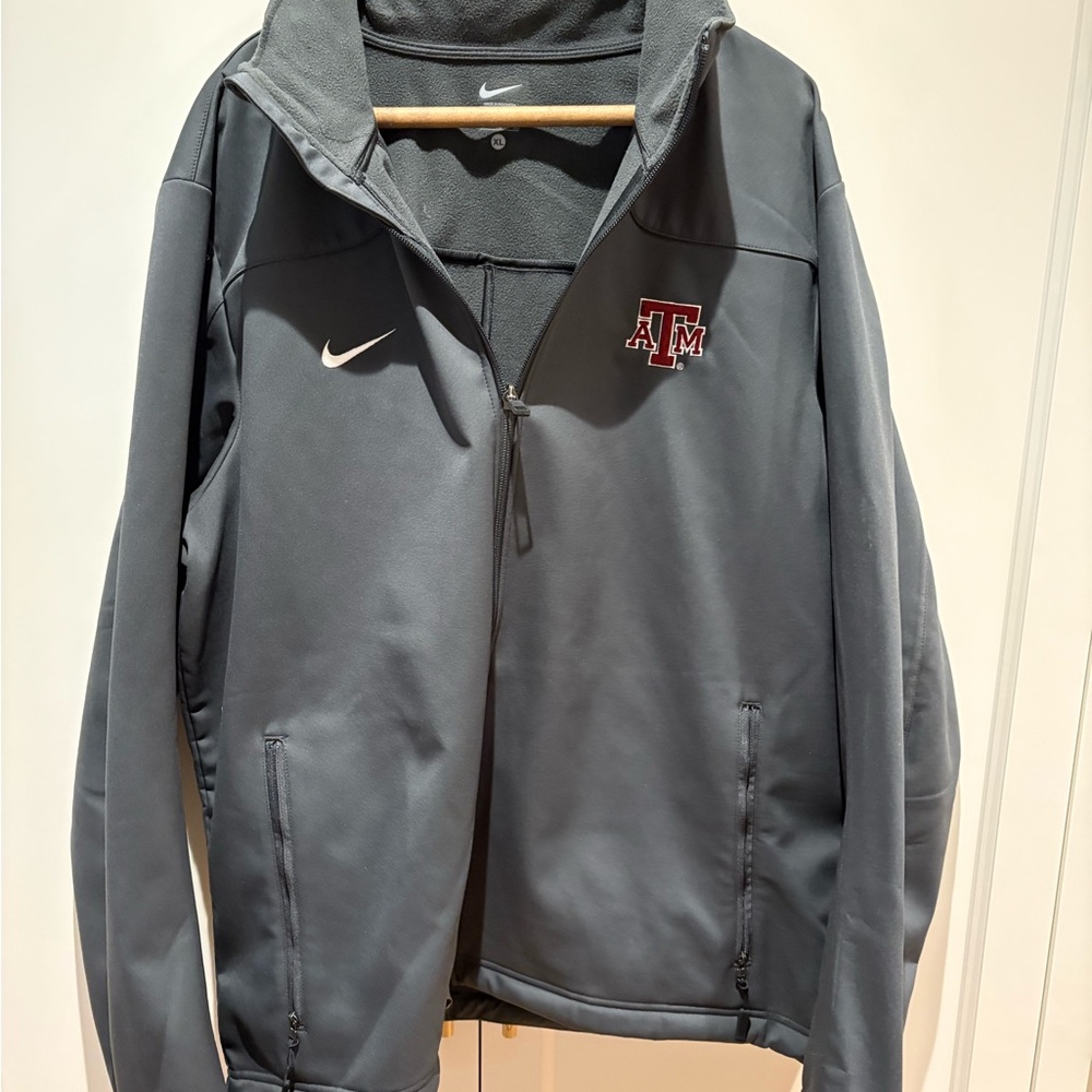 Nike Gray Performance Jacket For Active Comfort - image 1